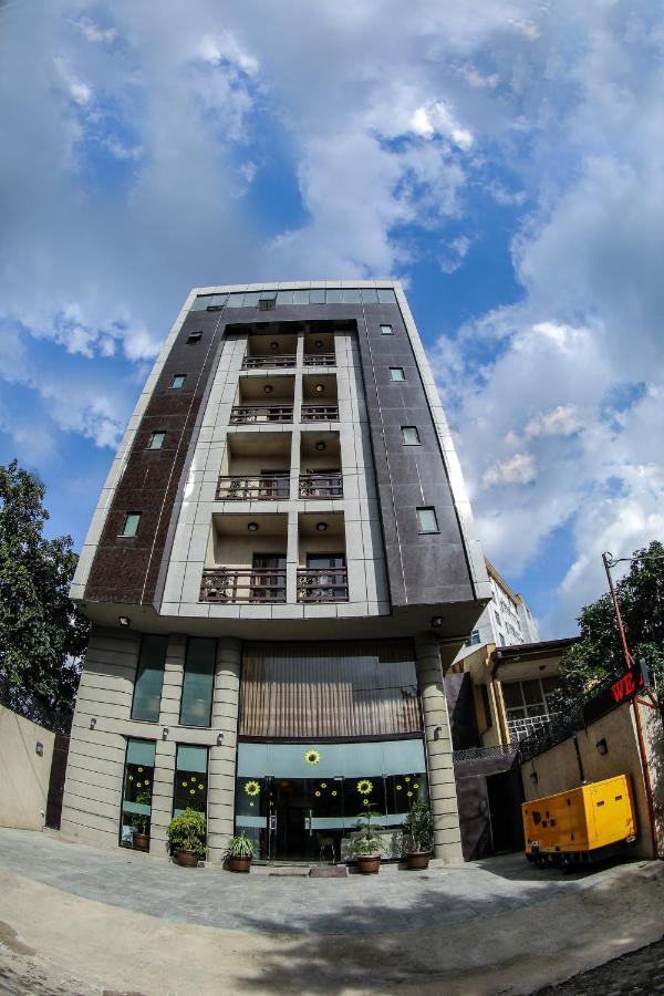 Hotel Tirago Addis Ababa Exterior foto